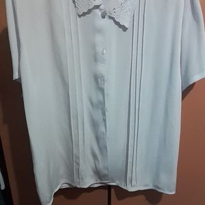 Women's White Shirt